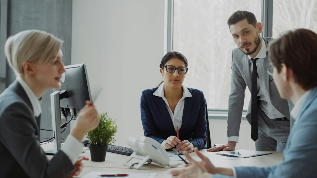 business team meeting discussion